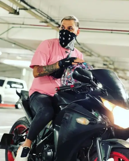 Dubai 

Lets Ride 
.
.
.
life lifestyle lifegoals dubai dubai dubailife uae bike bikelif