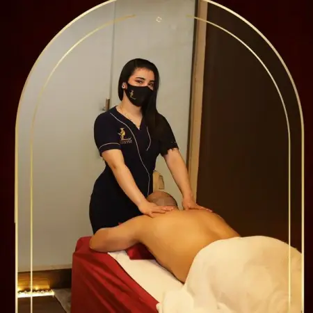 Notre SPA vous propose les offres suivantes 
Hammam Marocain Beldi !
Massage
