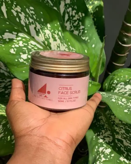 CITRUS FACE SCRUB 

Regular exfoliation using our Citrus Face Scrub helps reduce the