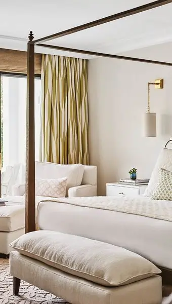 We invite you to fall in love with this corner of the world! A Mediterranean beachfront p