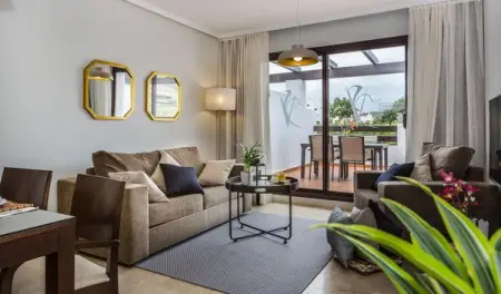 FB.ME
De 1.200m2-Revalorizacin Asegurada.
desde 140.200. Un precio sin igual en l