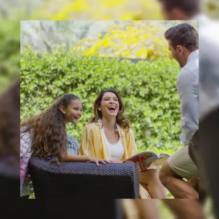 JUMEIRAH.COM
Kids Stay for Free
Book Now
 