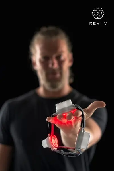 REVIIVLIGHT.COM
Tech Behind the Move
Order Now
 