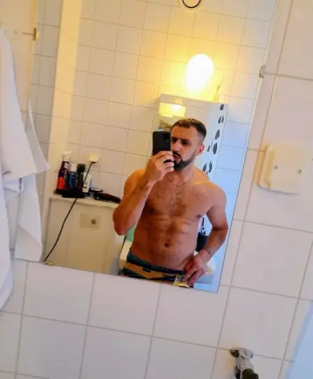 

vilodag

fitness dicpline motivation traning
mlmedveten gym selfie lrd