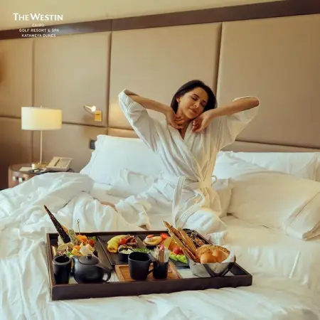 Pamper your self by having this mouth watering breakfast in our cozy
heavenly bed.

For s