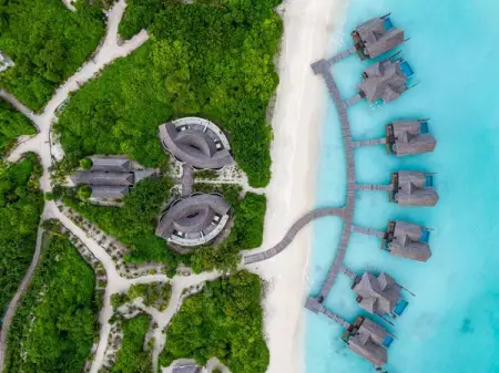 Family Getaway at Hideaway Beach

45 Discount
20 Discount on Family Dinner 
1 Hour Paddle Te