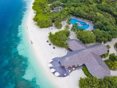 HIDEAWAYBEACHMALDIVES.COM
Stay Longer Save 45
Stay 7 Nights or More and Save 45. Free