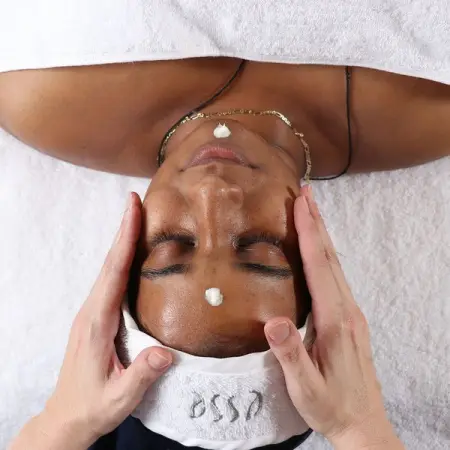 ESSESKINCARE.COM
World Class Treatments
Learn More
 