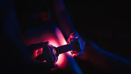 REVIIVLIGHT.COM
10 Lasers
10 808nm Infrared Lasers 5mW ensure surgical