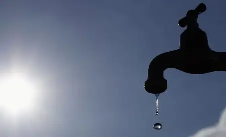 8 Water Saving Tips

1. Turn off the faucet when brushing your teeth.
2. Put a pla