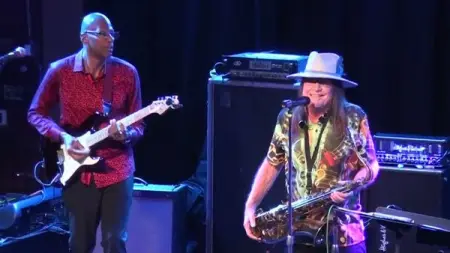 Bobby Gray Live at The Coach House full show video from 032622.
This option allows vie