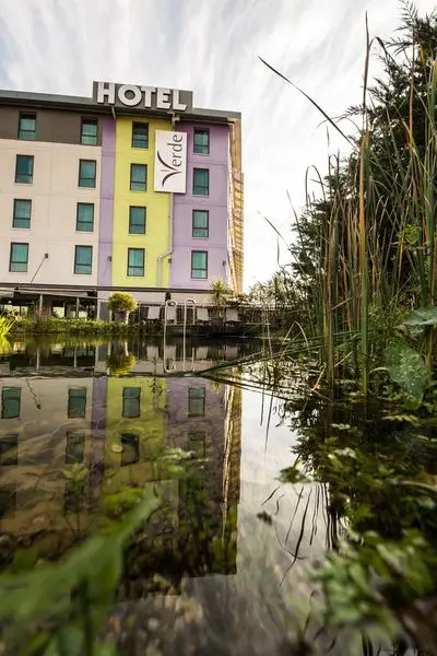 Book your Cape Town accommodation on our website to save 10 when booking directly with Hot