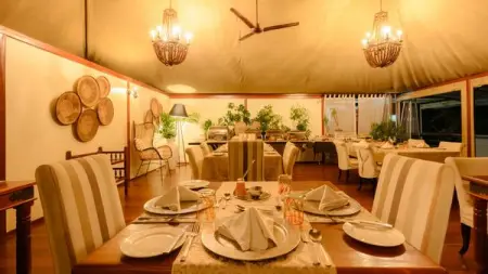 KEMPINSKI.COM
Full Board Accommodation
Exclusive Offers
Book Now
Exclusi