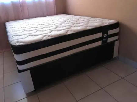 Restonic Sealy and Bamboo for sale!! - R1,800.00

We do sell brand new beds