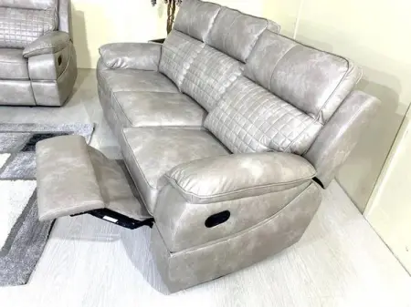 API.WHATSAPP.COM
Geen  Richards
Send WhatsApp Message
 