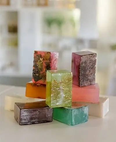 We produce pure body care products that are proudly South African. Be cherished