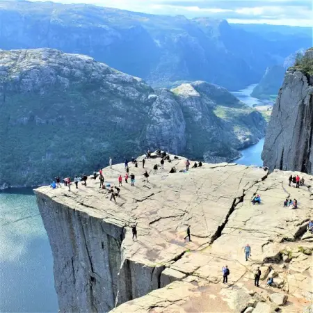 Fancy an epic long weekend?

Hike, Kayak and Wild Camp in this Norwegian Paradis