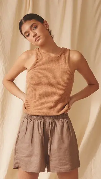 Friend Tank in Tawny, White and Black
Pure cotton and elastane blend. New season