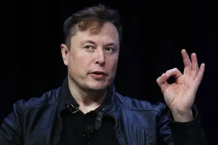 Tesla CEO and billionaire Elon Musk has branded SA a very violent place