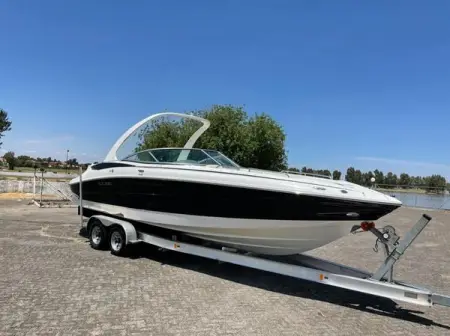 Azure 30 foot Bowrider - R1,550,000.00

Very clean boat with low hrs and full 