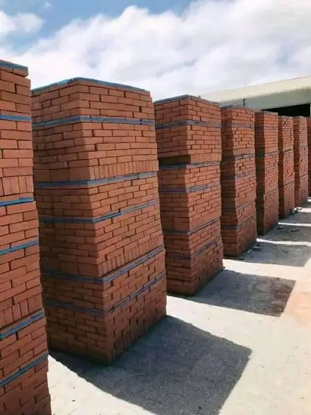 We will transport your garden refuse or help you move. Because God is able to help us,