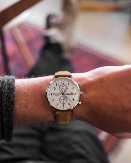 ENCLAVEMFG.COM
Pilot 41 - IvoryBrown Suede
Water Resistant 5ATM
Shop Now
Water R