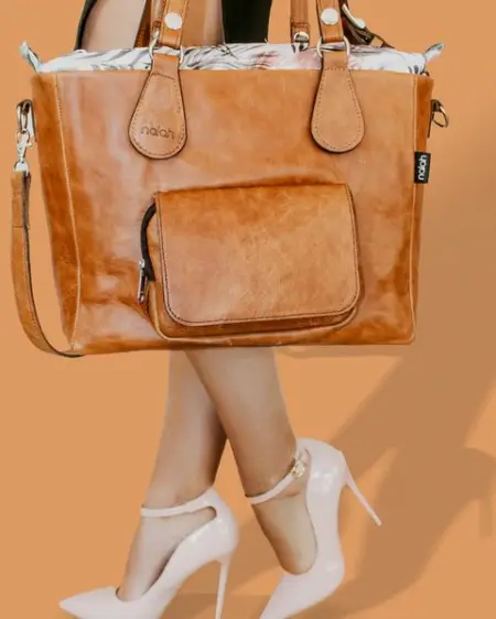 INTRODUCING OUR LATEST INTERCHANGEABLE FULL GRAIN LEATHER HANDBAG

Original NalahBags

THE 