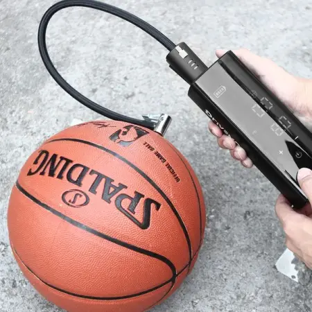 The ultimate companion for flat tires and camping beds 