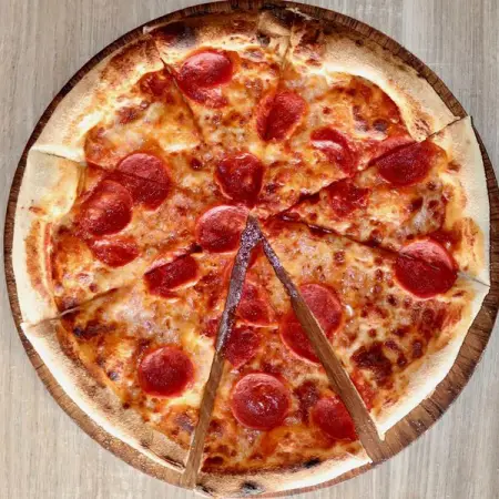 LINKTR.EE
Pepperoni Pizza
Buy 1 Get 1
Order Now
Buy 1 Get 1