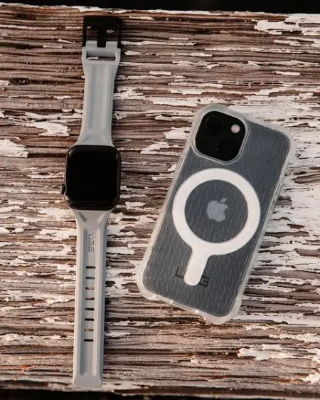 URBANARMORGEAR.COM
Military Drop Tested Protection
Shop Now
 