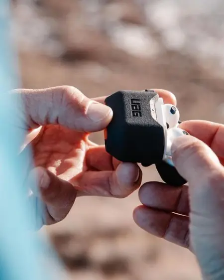 URBANARMORGEAR.COM
Built For The Modern Wanderer
Shop Now
 