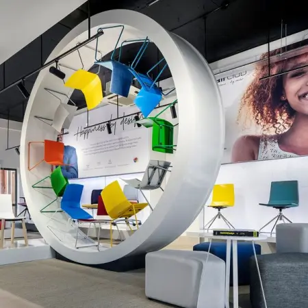 CHAIRCLUBWORLD.COM
PART CHAIR. ALL HUMAN
Chair Club
Learn More
Chair Club