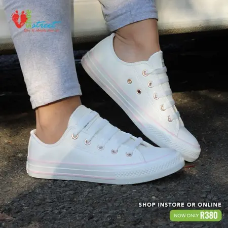 Its love at first sight with the Soviet 22 Viper sneaker. Shop online or instore for on