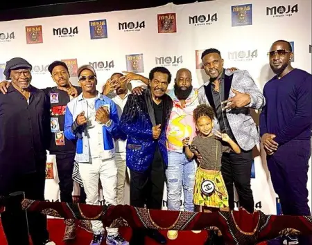 We got some red carpet vibes right here!! The MOJA Experience grammymuseum was LiTTTTTT!