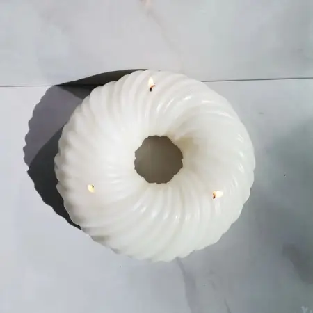 Large Halo 

candleshop candlemaking handpouredcandles smallbusiness local