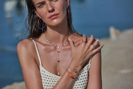 Careless Summer Love.

Model gabrielazieba 
Photography billgeorgoussis 
Styling myrtokr