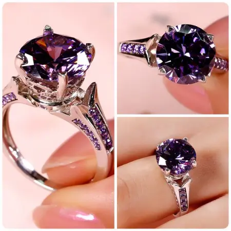 Valentines Day Sale Make any day special with this flower inspired ring. delica