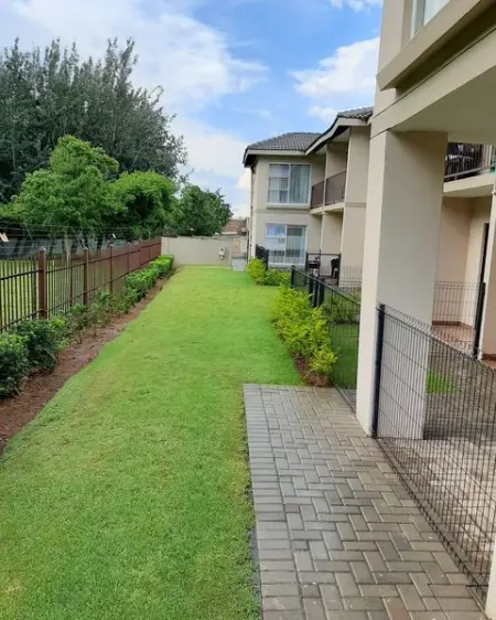 2 beds 1 bath Flatapartment - R7,200.00

2 Bedroom Ground Floor Apartment Available