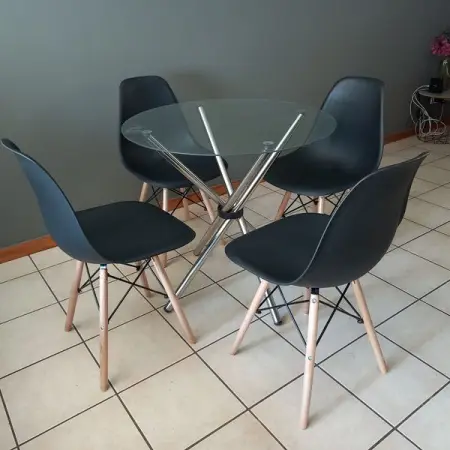 Wonderpark delivery done.  Dining set R1800
Sani Enterprises
Send WhatsApp Message