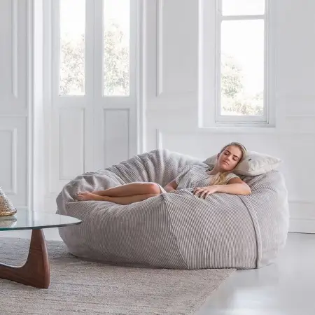 You will never influence the world by being just like it. Be different. Like vetsak.

Disc