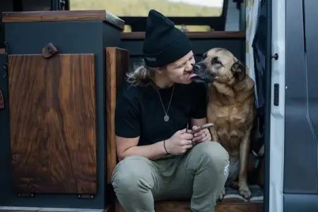 Theres nothing that makes me feelmore alive than wearing these handmade natural pants.
They