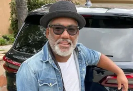 The manager followed him to his car after he paid the bill, questioning him about whethe