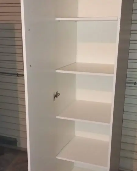 Free standing white malamine cupboards contact Ahmed cell or whatsapp 0659487285