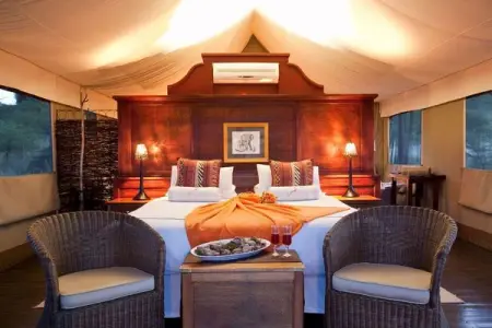 THESPRINGBOKLODGE.CO.ZA
The Springbok Lodge
Contact Us
 