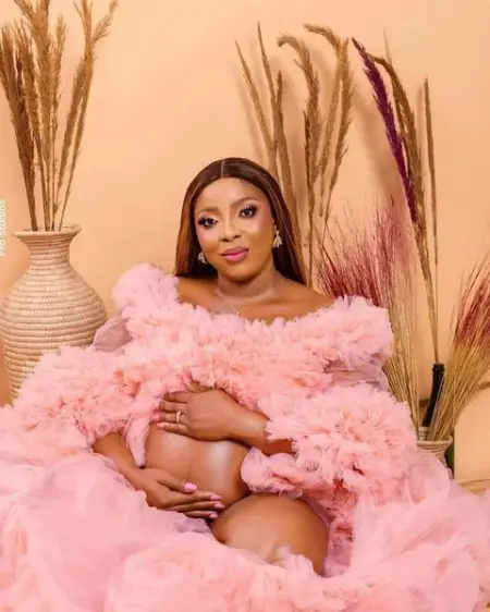 Welcome baby
Weldone mummy sleek_queenie

Robe robesandprops we love you  and 
