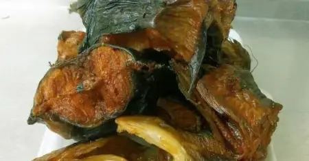 Oven dry fish,
Catfish fillet,
Steak catfish,
Round catfish,
Cut catfish,
Fish egg