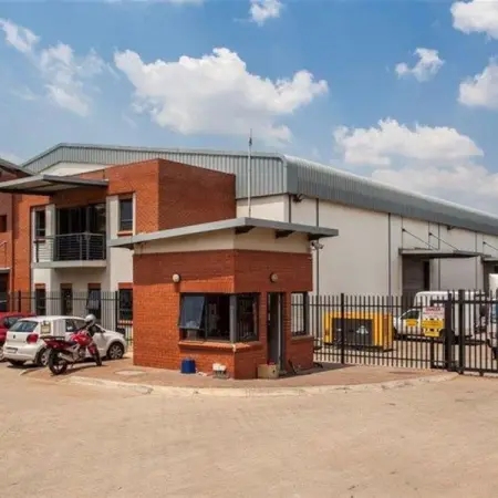FIRZTREALTY.LPAGES.CO
R34,000,000  5,630m Warehouse For Sale in Pomona
This