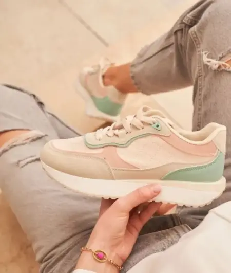 INSTAGRAM.COM
Learn More
 