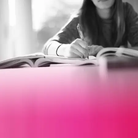 SUNDERLAND.AC.UK
BA Business and Financial Management
Study in the UK in 2