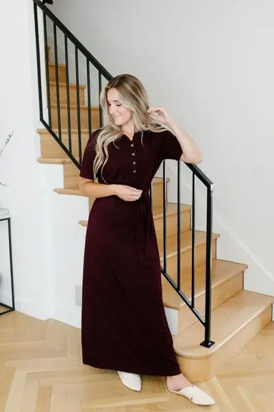 Simple and elegant, the Kate features a modest v-shaped neckline with a but